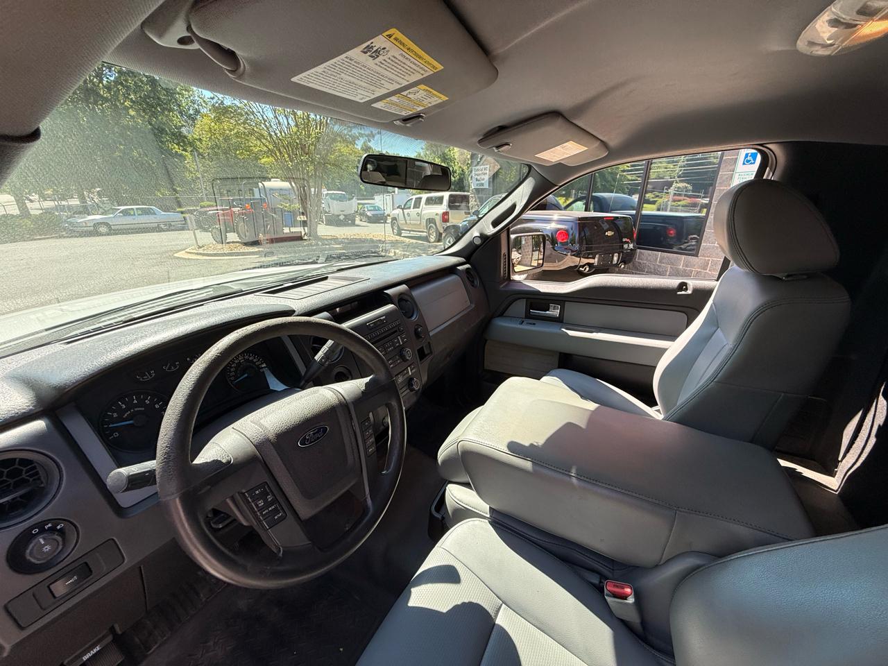Ford F-150 XL 8-ft. Bed 2WD 2014