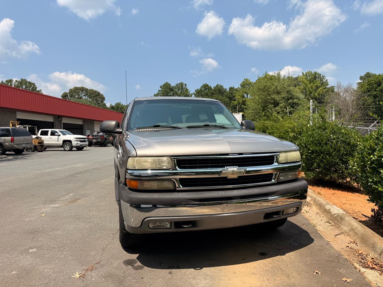 Chevrolet Suburban 1500 2WD 2002