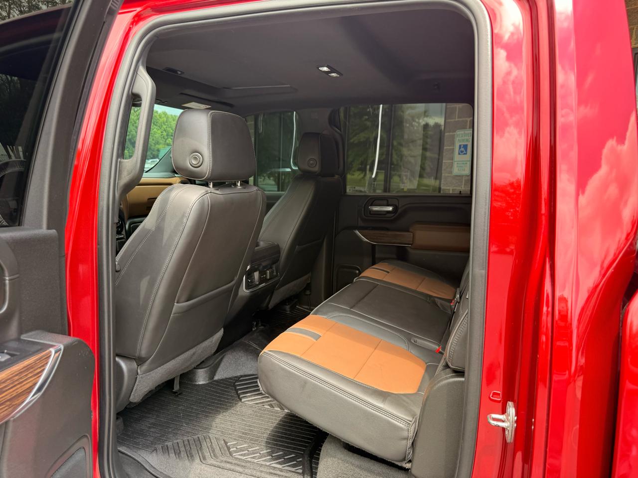 Chevrolet Silverado 2500HD High Country Crew Cab Short Box 4WD 2022