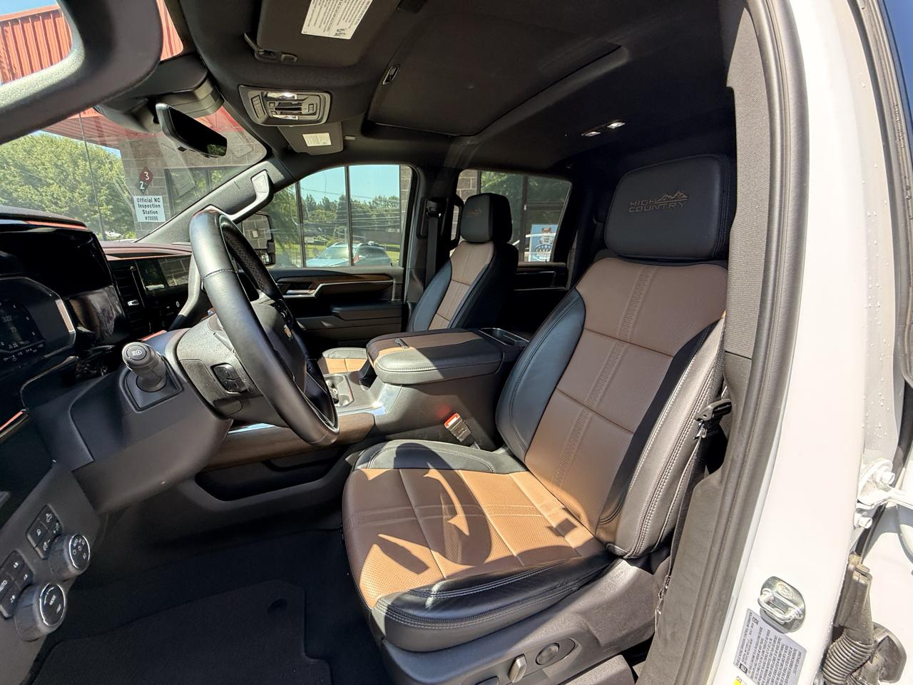 Chevrolet Silverado 2500HD High Country Crew Cab Short Box 4WD 2024