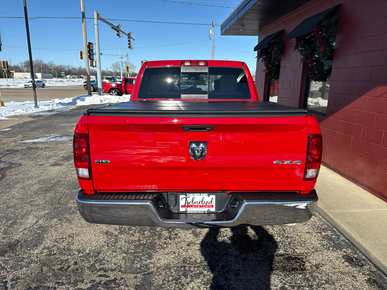 RAM 1500 Classic SLT 4x4 Crew Cab 5'7" Box 2019