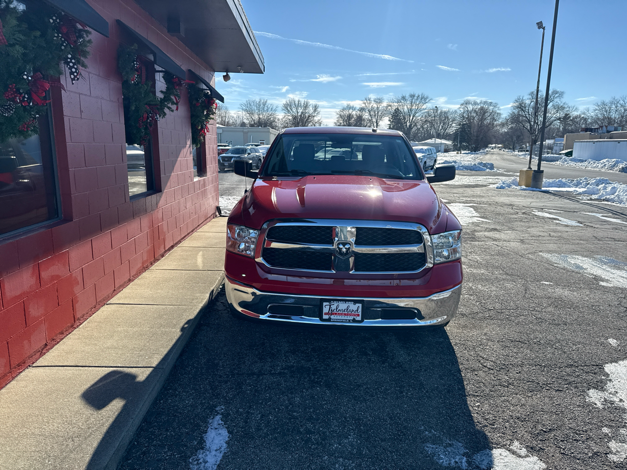 RAM 1500 Classic SLT 4x4 Crew Cab 5'7" Box 2019