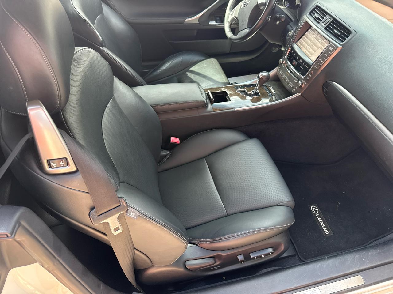 Lexus IS 350C 2dr Conv 2012