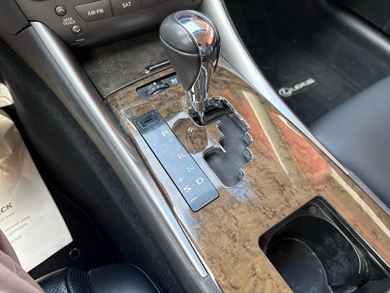 Lexus IS 350C 2dr Conv 2012