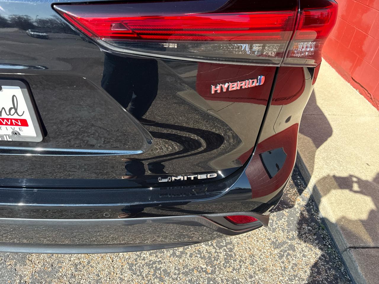 Toyota Highlander Hybrid Limited AWD (Natl) 2021
