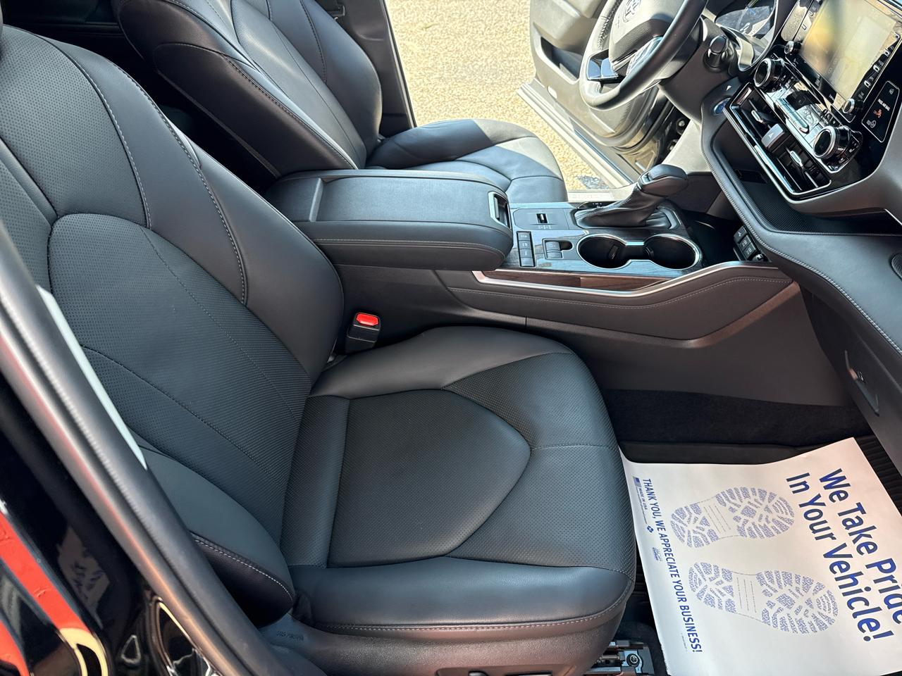 Toyota Highlander Hybrid Limited AWD (Natl) 2021