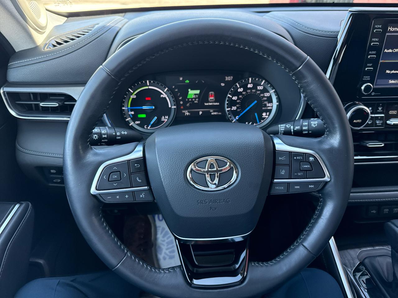 Toyota Highlander Hybrid Limited AWD (Natl) 2021