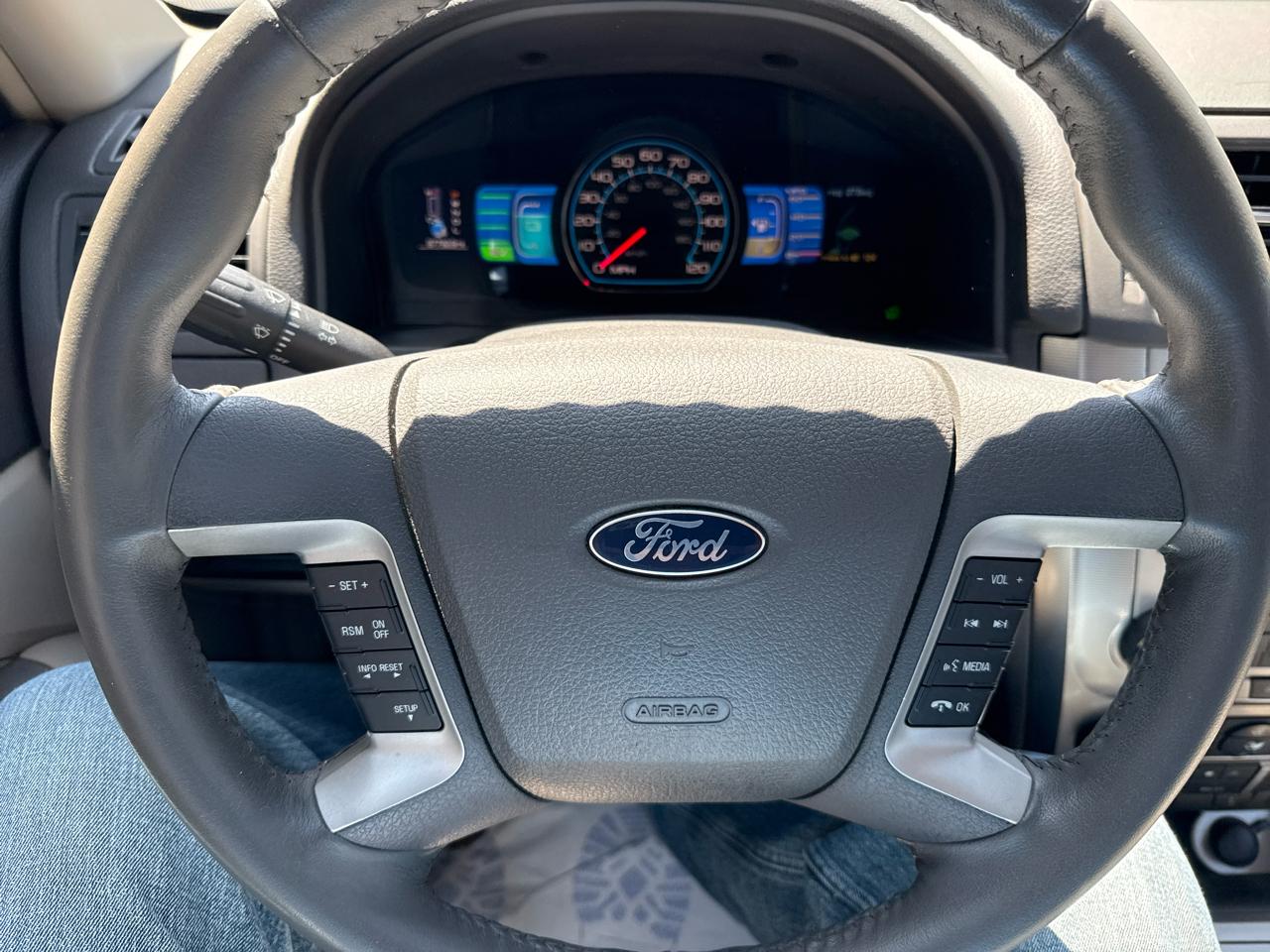 Ford Fusion 4dr Sdn Hybrid FWD 2010