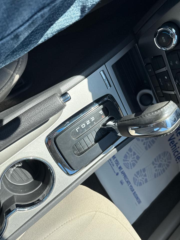 Ford Fusion 4dr Sdn Hybrid FWD 2010