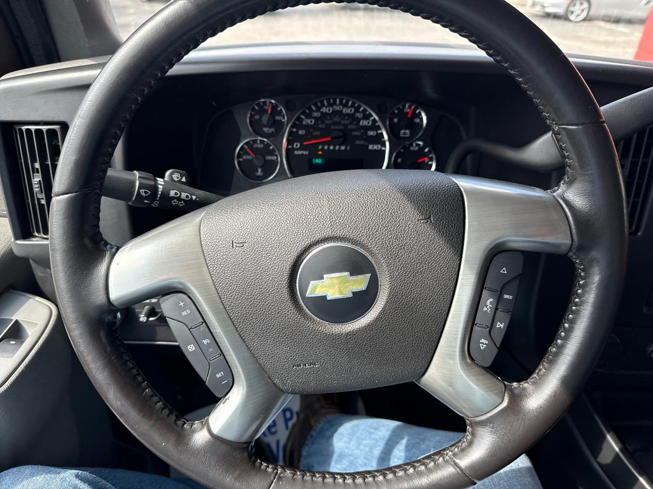 Chevrolet Express Cargo Van RWD 2500 135" 2016