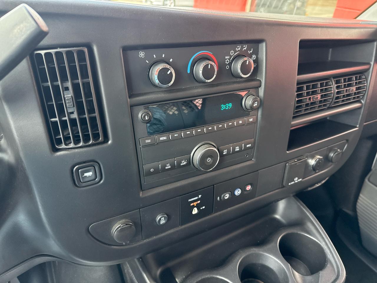 Chevrolet Express Cargo Van RWD 2500 135" 2016