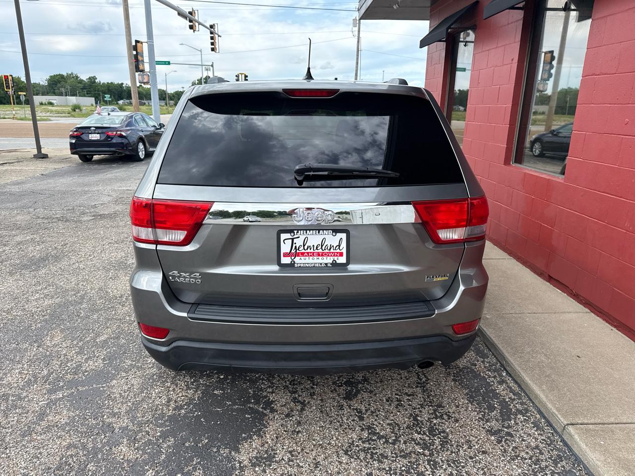 Jeep Grand Cherokee 4WD 4dr Laredo 2013