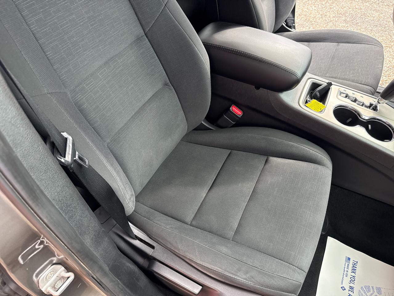 Jeep Grand Cherokee 4WD 4dr Laredo 2013