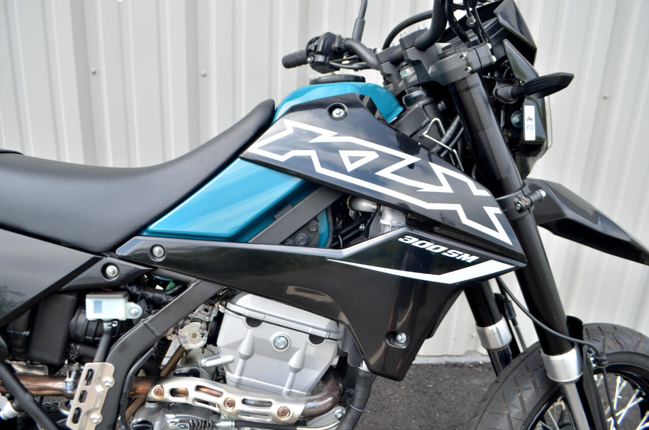 Kawasaki KLX300SM  2023