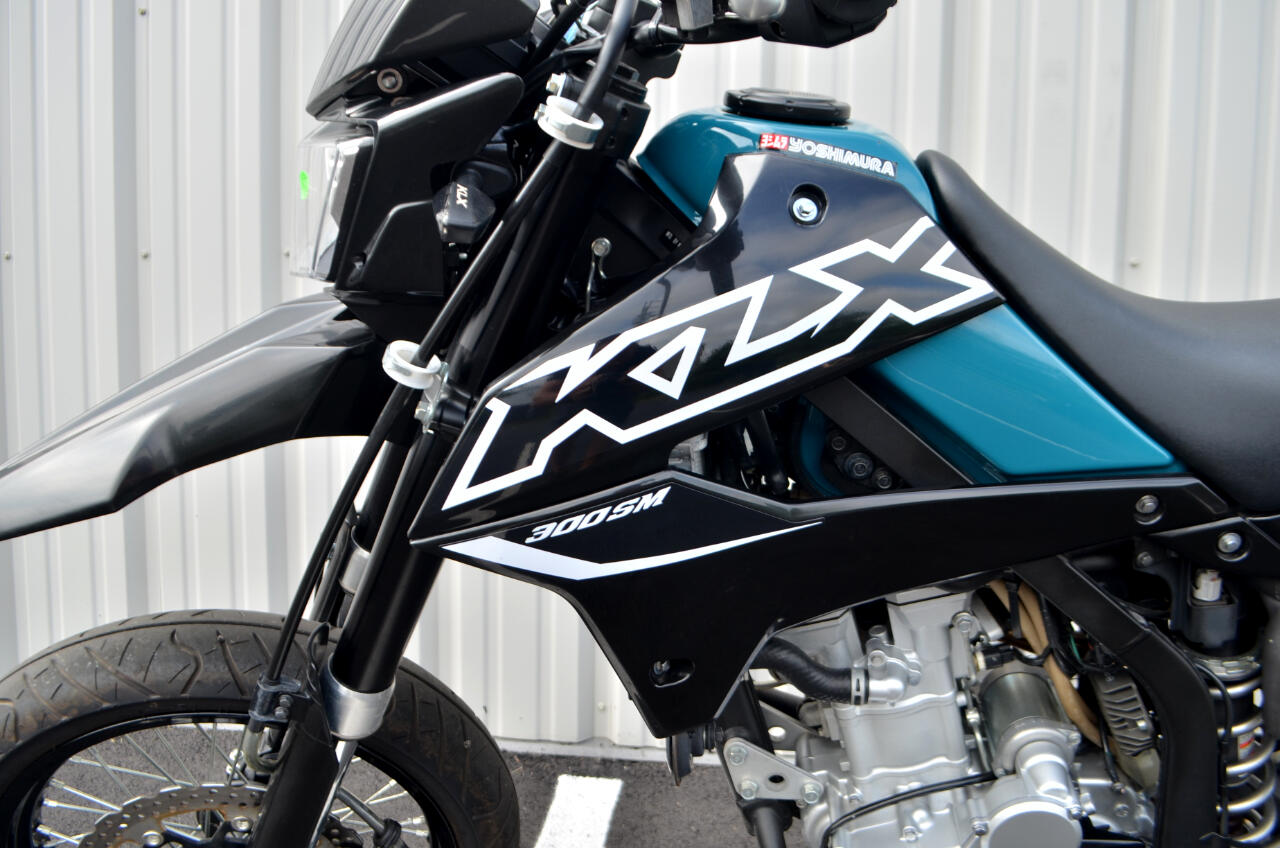 Kawasaki KLX300SM  2023