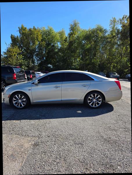 2013 Cadillac XTS Base