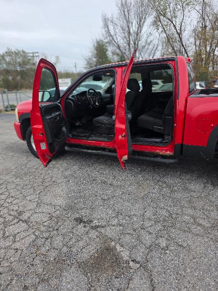 Chevrolet Silverado 1500 LT Crew Cab 4WD 2011