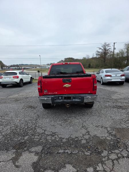 Chevrolet Silverado 1500 LT Crew Cab 4WD 2011