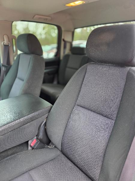 Chevrolet Silverado 1500 LT Crew Cab 4WD 2011