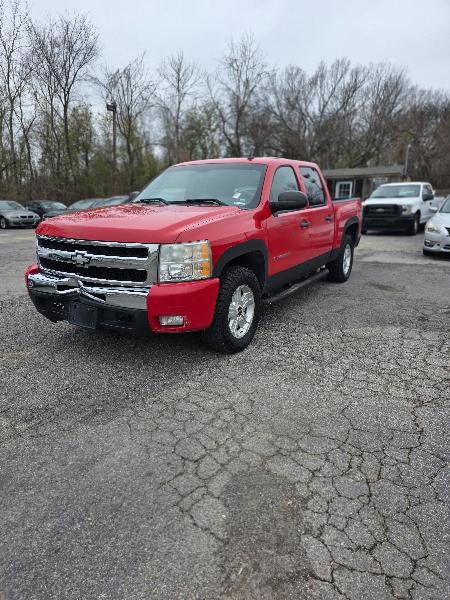 Chevrolet Silverado 1500 LT Crew Cab 4WD 2011