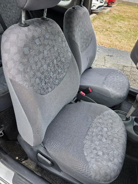 Toyota ECHO 2-Door 2000