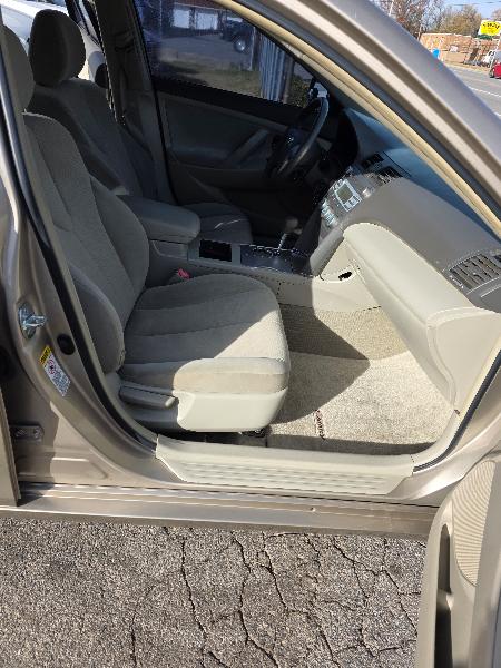 Toyota Camry XLE 5-Spd AT 2009