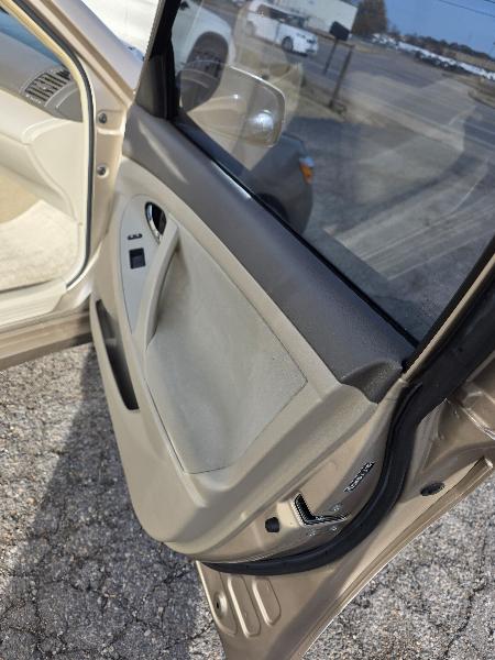 Toyota Camry XLE 5-Spd AT 2009