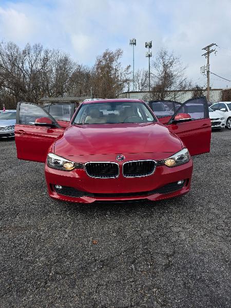 BMW 3-Series 320i Sedan 2014