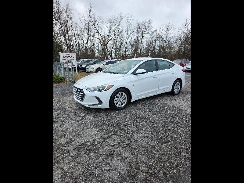 Hyundai Elantra SE 6AT 2018
