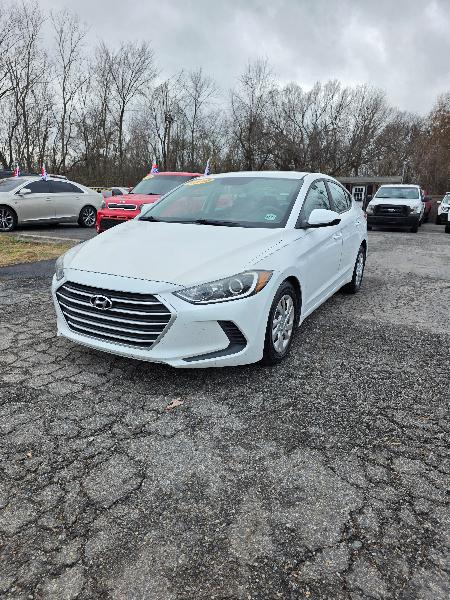 Hyundai Elantra SE 6AT 2018