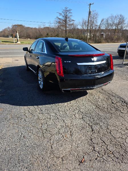 Cadillac XTS Luxury FWD 2017