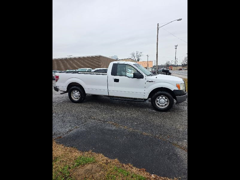 Ford F-150 XLT 8-ft. Bed 2WD 2013
