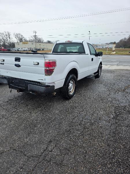 Ford F-150 XLT 8-ft. Bed 2WD 2013