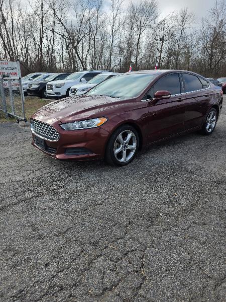 Ford Fusion SE 2016