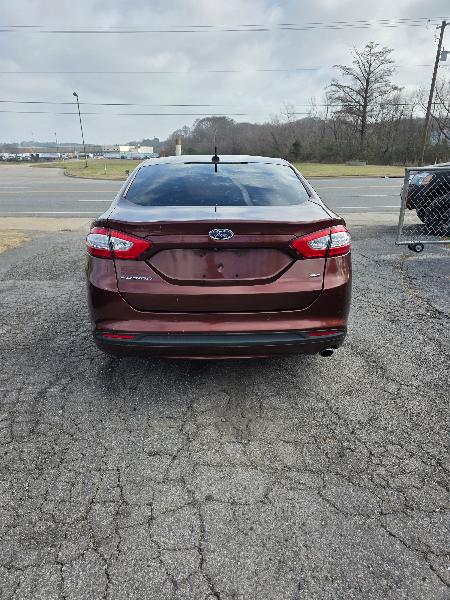 Ford Fusion SE 2016