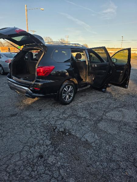 Nissan Pathfinder S 2WD 2019