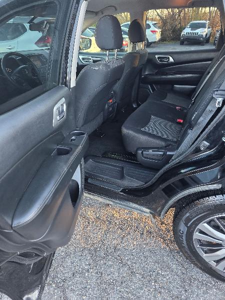 Nissan Pathfinder S 2WD 2019