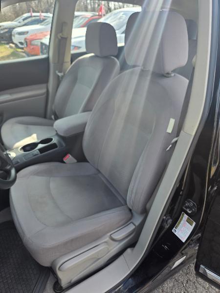 Nissan Rogue S 2WD 2013