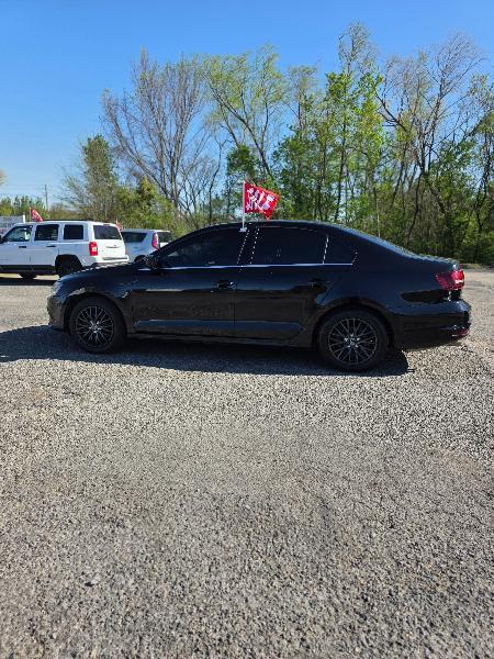 Volkswagen Jetta 1.4T S 6A 2017