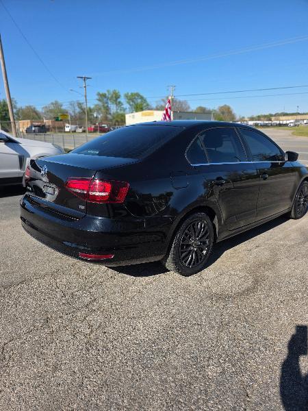 Volkswagen Jetta 1.4T S 6A 2017