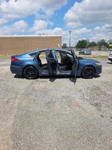 Ford Fusion SE 2019
