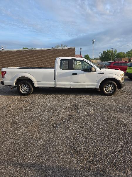 Ford F-150 XL SuperCab 6.5-ft. Bed 2WD 2017