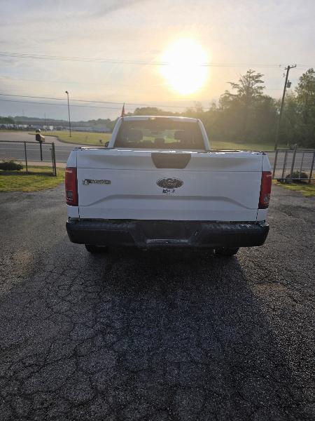 Ford F-150 XL SuperCab 6.5-ft. Bed 2WD 2017