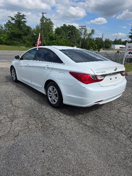 Hyundai Sonata GLS Manual 2012