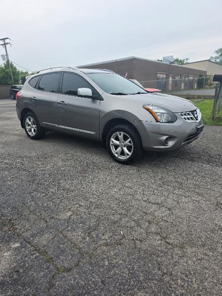 Nissan Rogue S AWD 2011