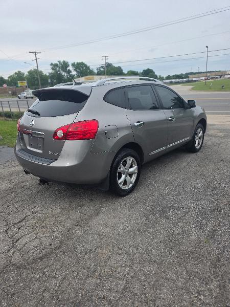 Nissan Rogue S AWD 2011
