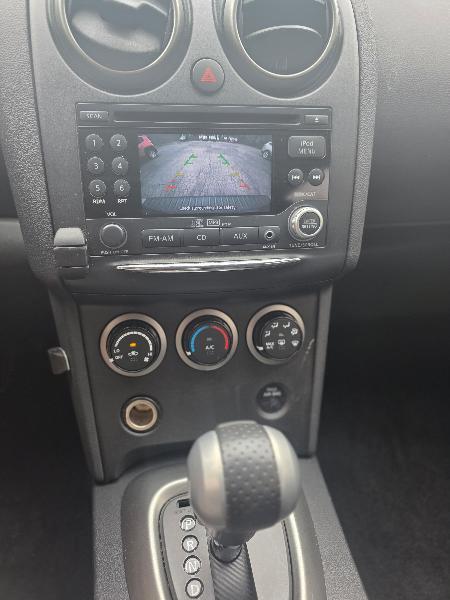 Nissan Rogue S AWD 2011