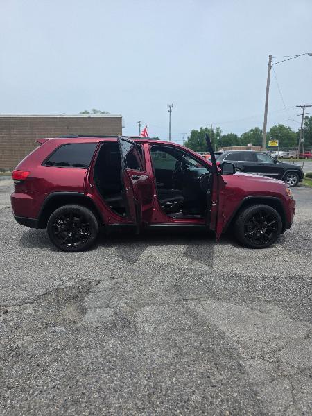 Jeep Grand Cherokee Laredo 4WD 2014