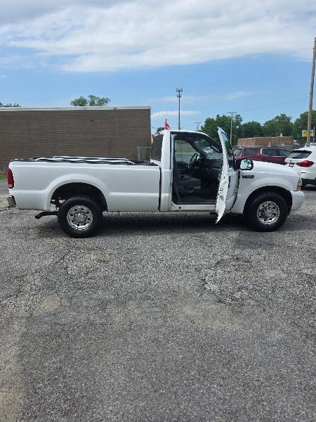 Ford F-250 SD XL 2WD 2004
