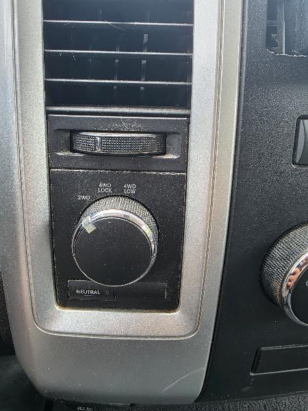 RAM 1500 SLT Quad Cab 4WD 2011